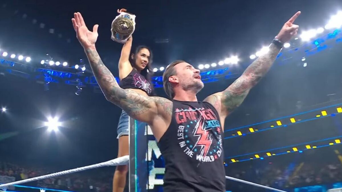 CM Punk and AJ lee closing SmackDown
