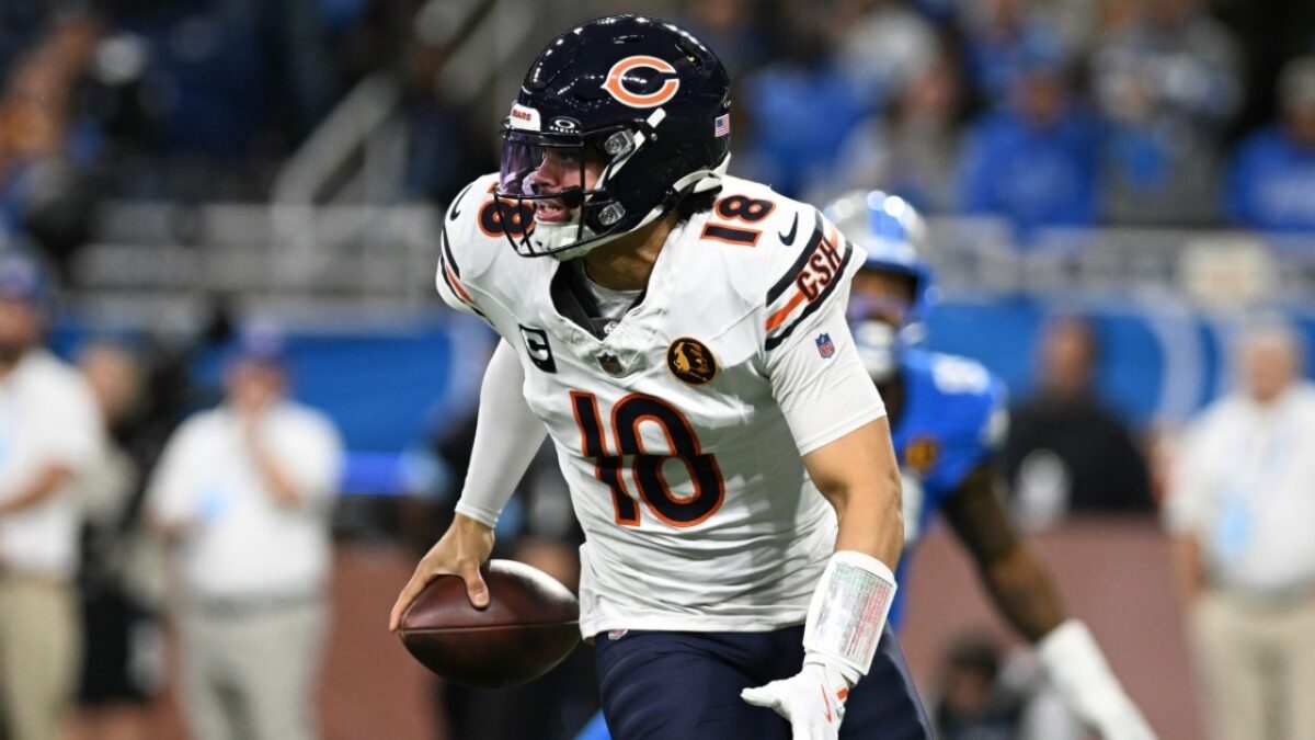 (Video) 'Upset' Bears Fans Booed Their Team out After Humiliating Fourth Quarter Collapse Against Vikings 1 (Video) 'Upset' Bears Fans Booed Their Team out After Humiliating Fourth Quarter Collapse Against Vikings