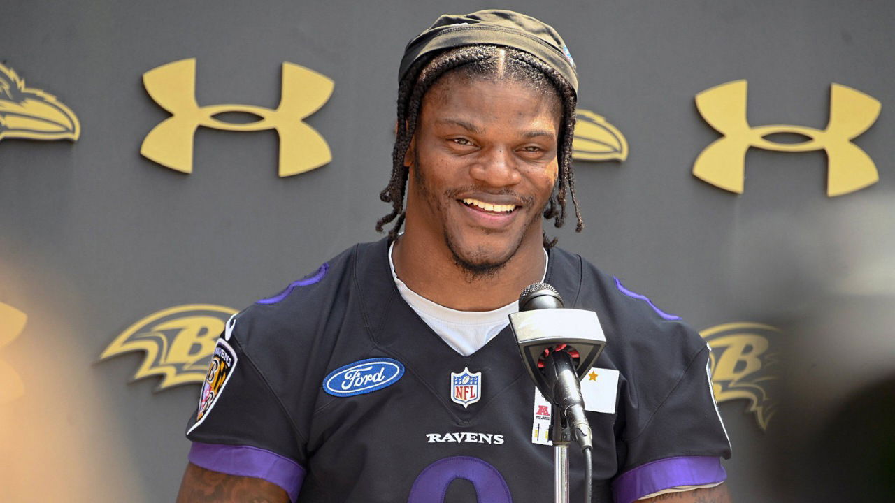 Bills Fan Gets Apology From Lamar Jackson Over Shoving Incident: “Keep Your Hands to Yourself”