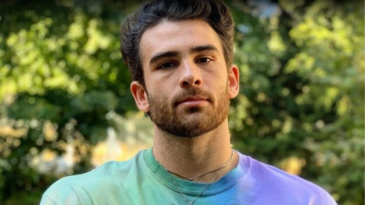 Panthers' Football Communications Staffer Mocks Charlie Kirk's Tragic Death, Gets Fired 1 Hasan Piker