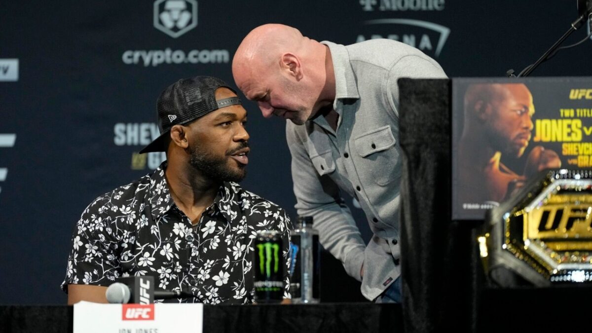 Jon Jones apologized to Dana White