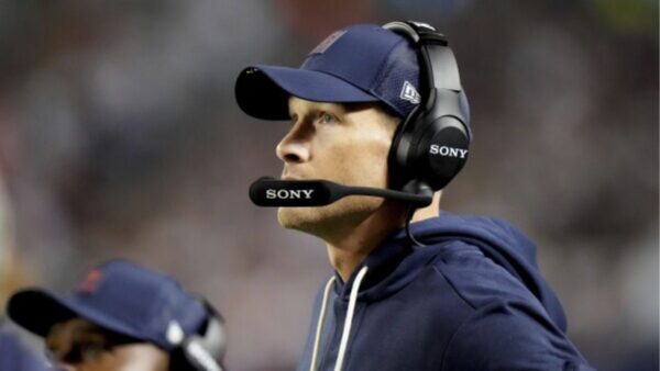 Bears Coach Ben Johnson Owns Season Opener’s Kickoff Blunder but Shifts Focus to Lions Matchup