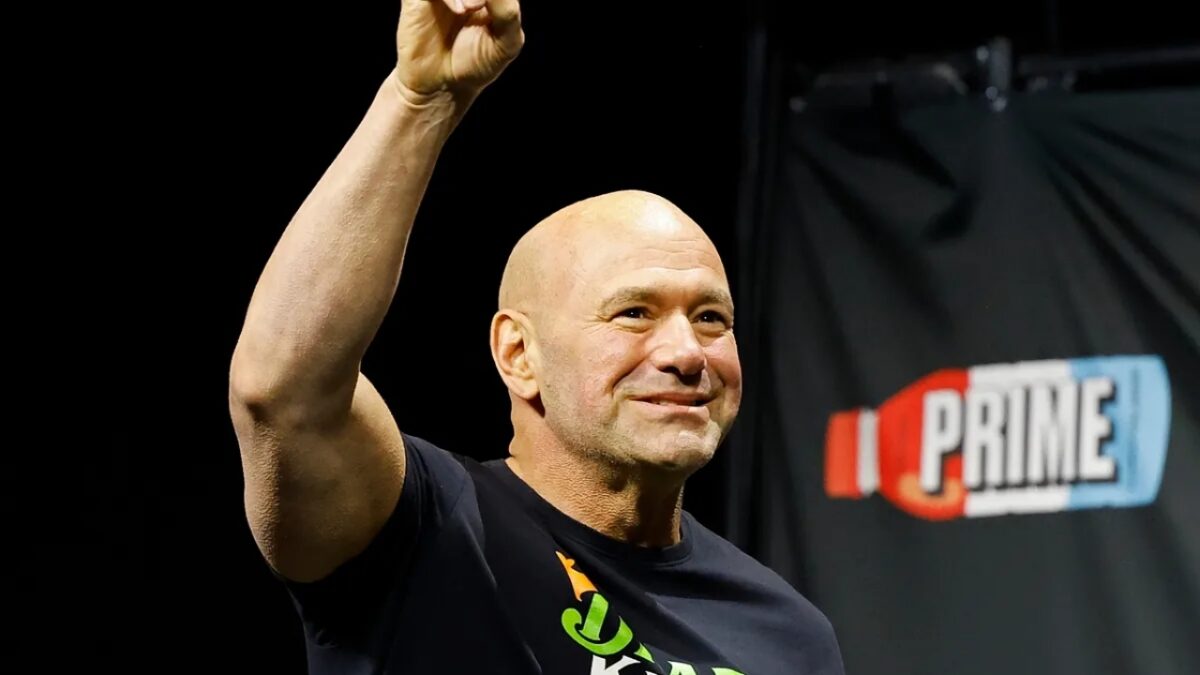 Dana White announces bonuses for boxers