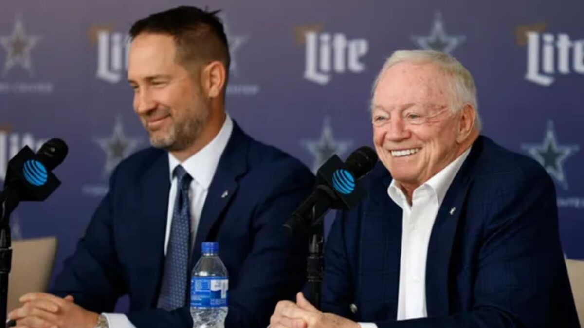 (Video) Brian Schottenheimer Gets Extremely Emotional After His First Win as Head Coach over Giants 1 (Video) Brian Schottenheimer Gets Extremely Emotional After His First Win as Head Coach over Giants