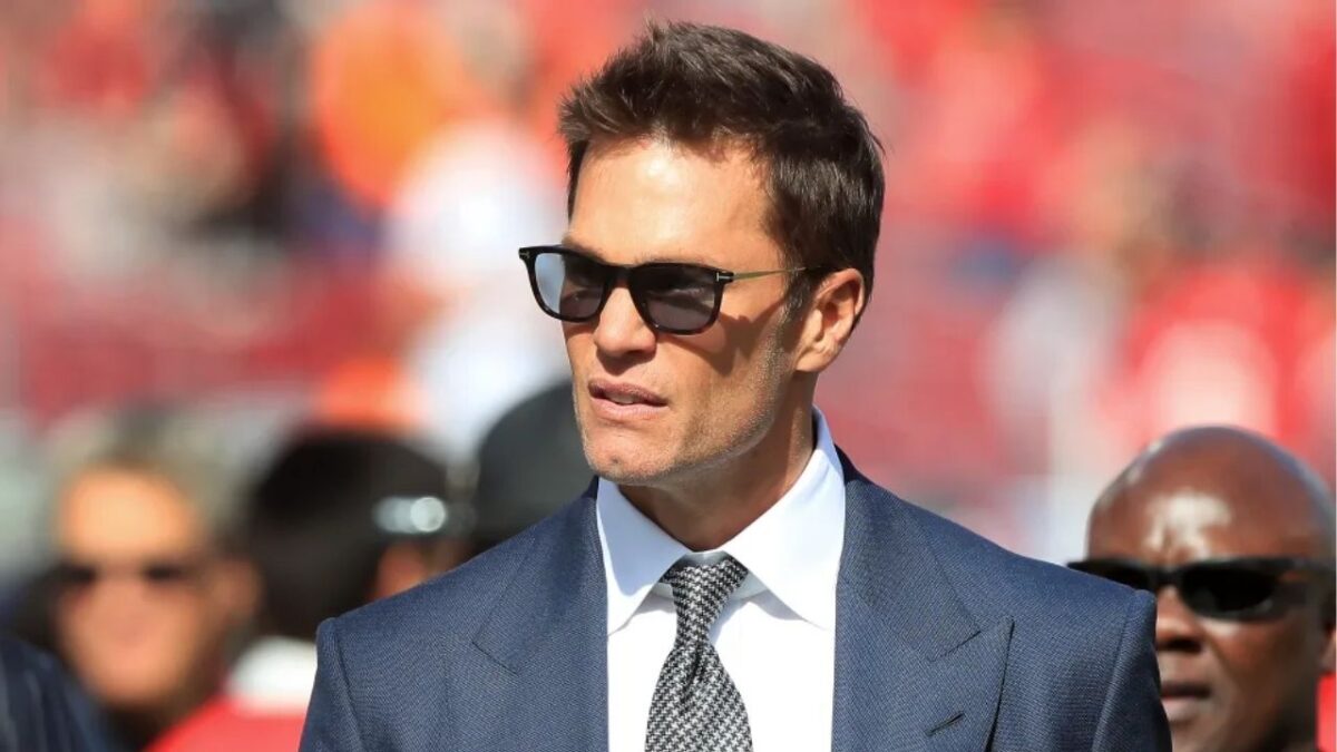 Does Tom Brady's Presence Make Raiders Players Uncomfortable? Ex-NFL Star Chimes In 1 Tom Brady