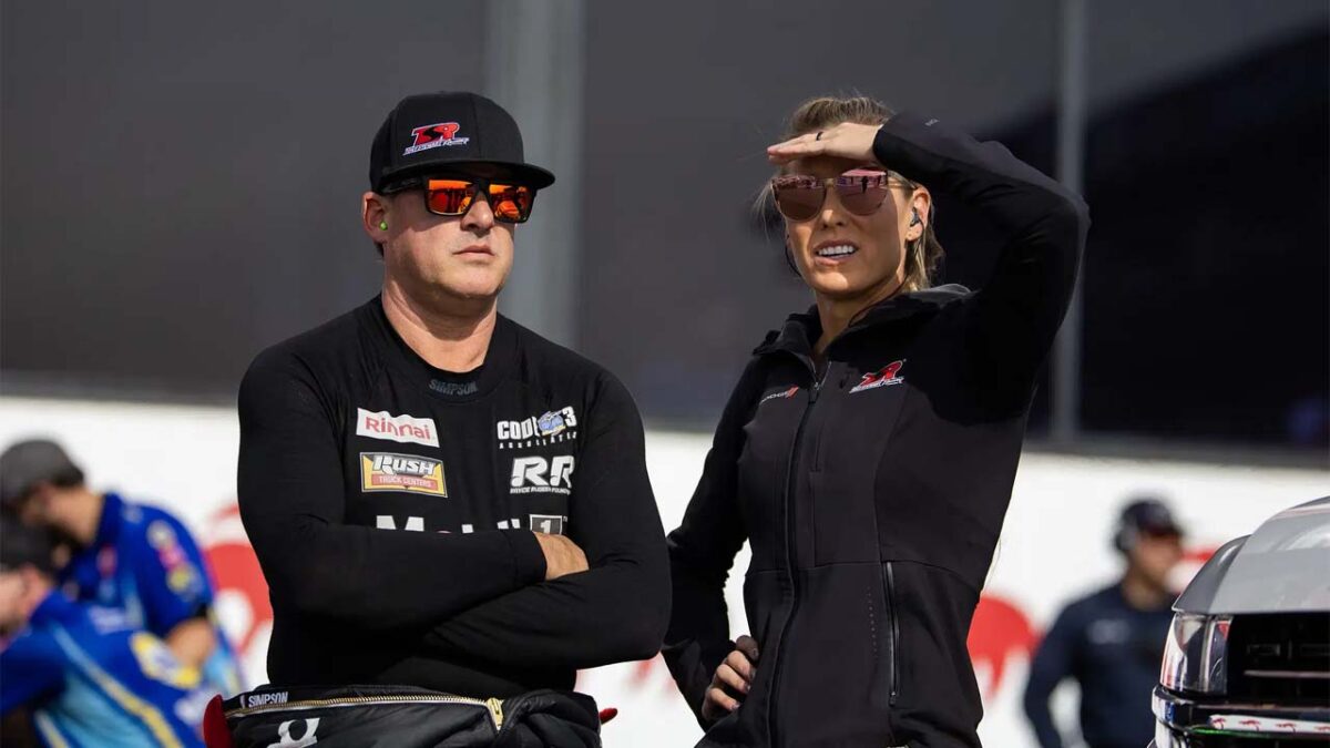 Kaulig Racing CEO Breaks Silence on Tony Stewart to Dodge Truck Rumors 1 Tony Stewart with his wife Leah Pruett (via Imagn)