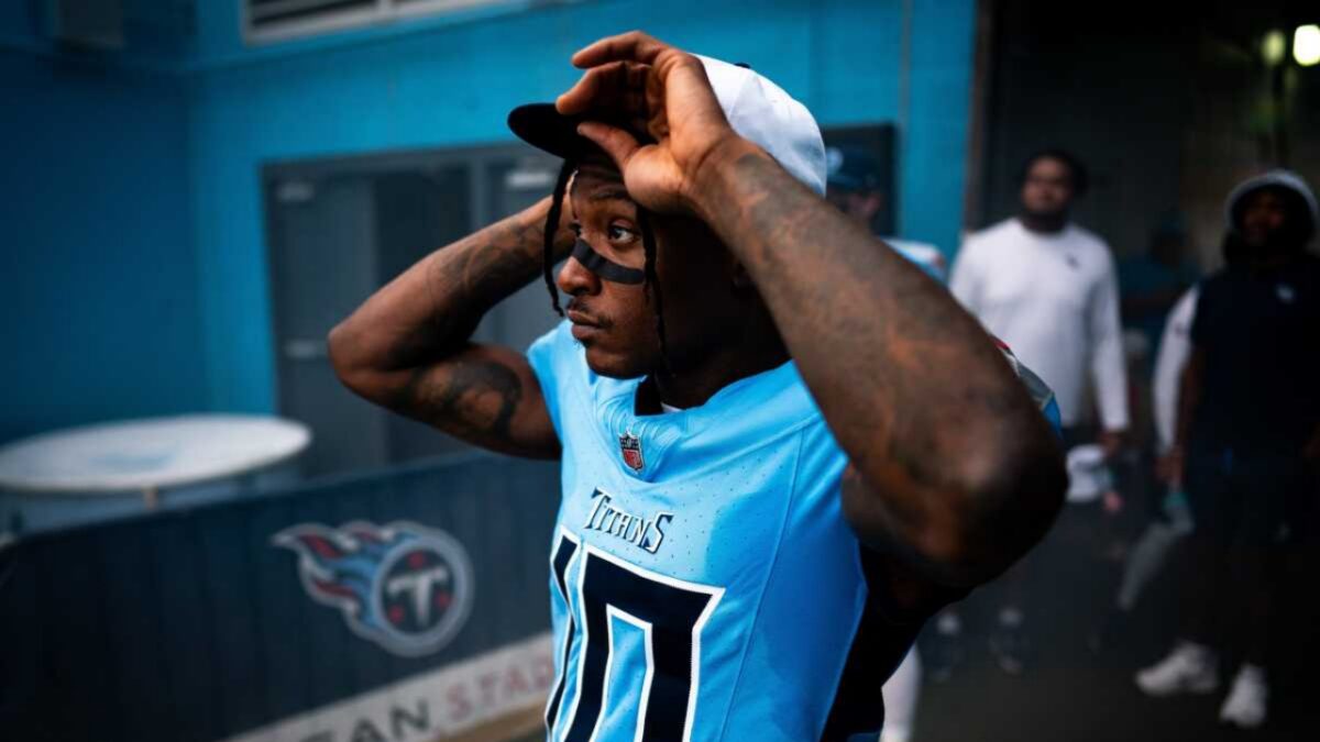 Derrick Henry Says Doubters Fuel DeAndre Hopkins as Ravens’ Low-Risk Bet Pays Off 1 Derrick Henry Says Doubters Fuel DeAndre Hopkins as Ravens’ Low-Risk Bet Pays Off