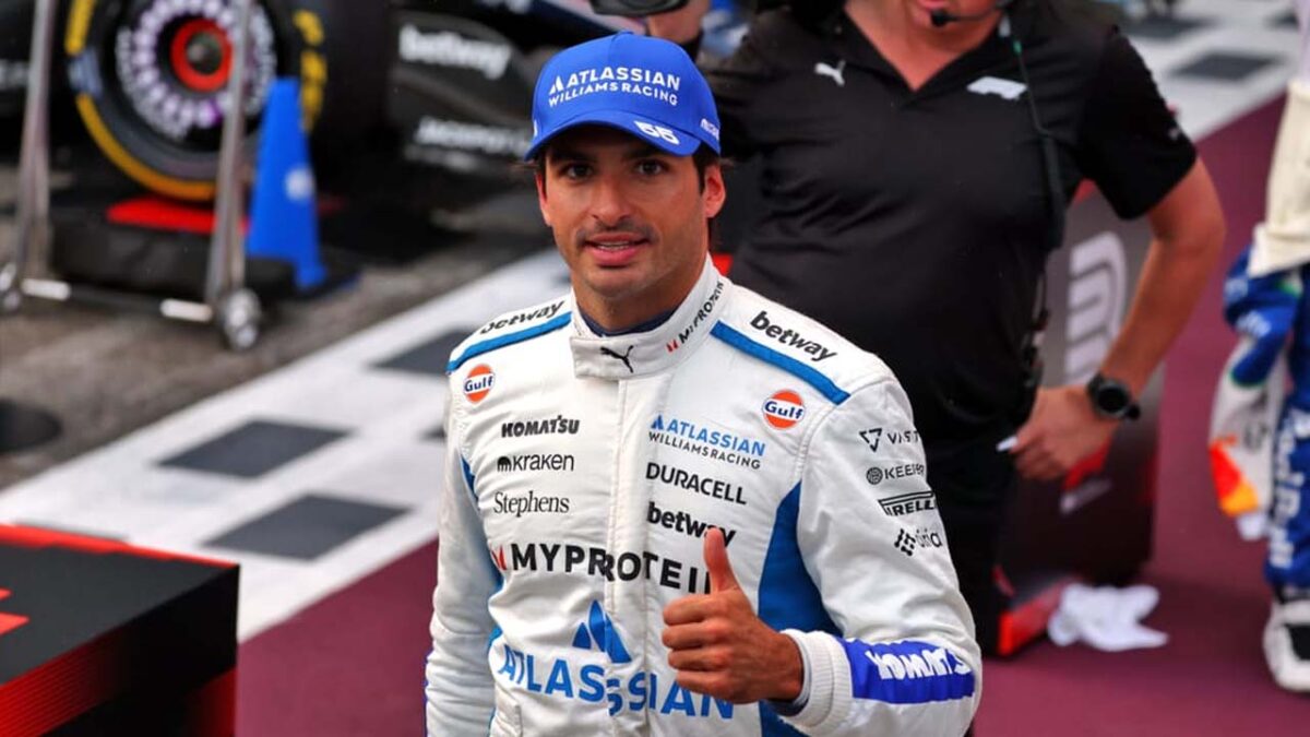 Carlos Sainz Left Speechless with Maiden Williams Podium Before Lewis Hamilton at Azerbaijan GP 1 Carlos Sainz (via XPBimages)