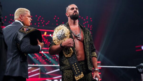 Cody Rhodes Savagely Shuts down Seth Rollins After Bringing up Previous Stats in Heated Exchange on Raw