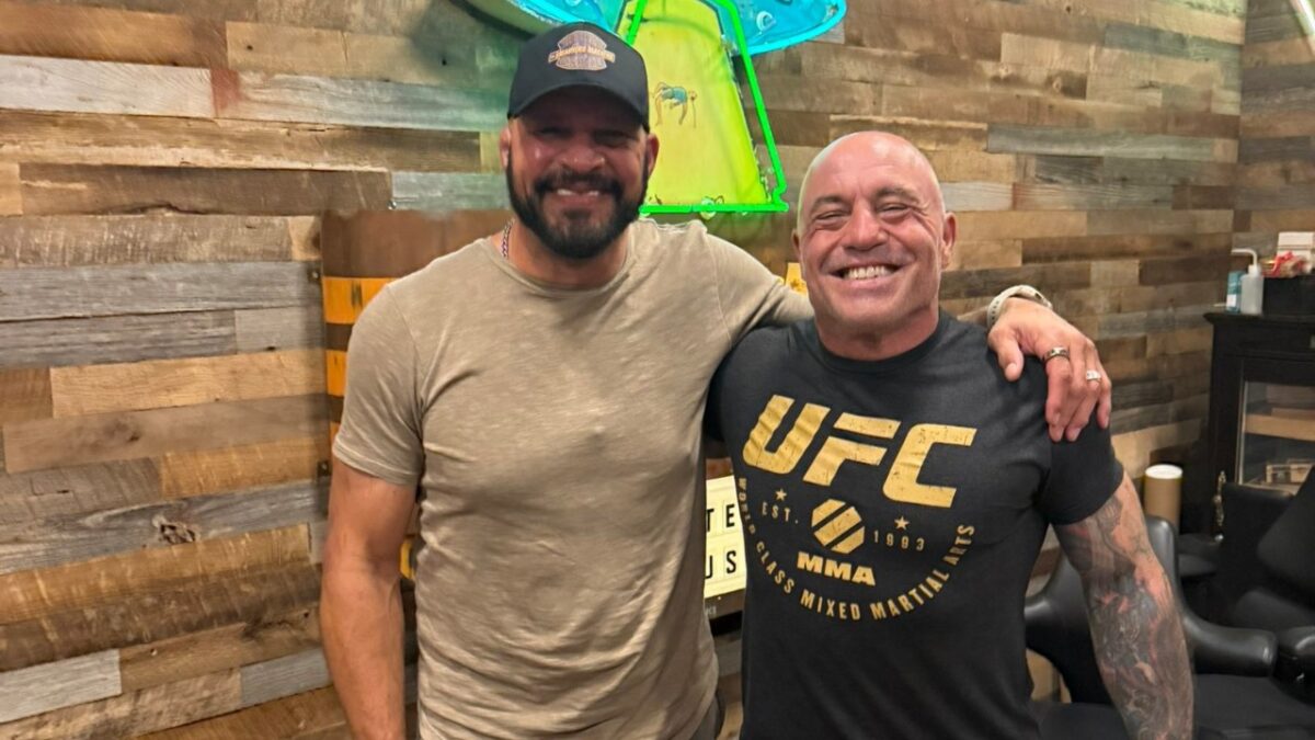 Joe Rogan and Mark Kerr in their latest podcast 