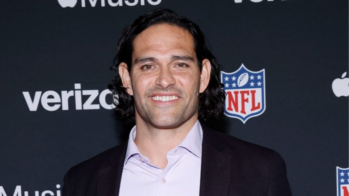 Fox Announcer Mark Sanchez Stabbed Friday, Arrested Saturday in Indianapolis; Charges Pending 1 Mark Sanchez