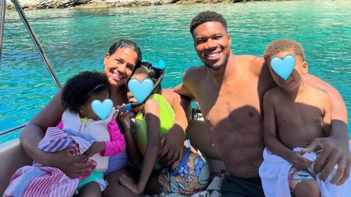 Giannis Antetokounmpo's Future With Bucks in Doubt After Interest From Knicks 1 Giannis Antetokounmpo's family has relocated to Athens