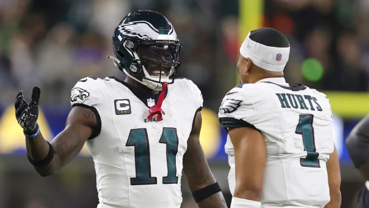 3 Things Jalen Hurts and Eagles Offense Need to Fix After Embarrassing Loss to Giants 2 AJ Brown and Jalen Hurts have to get on the same page