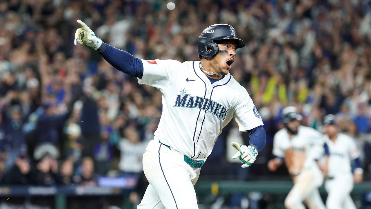 MLB Fans Go into Frenzy as Mariners Walk-off Tigers in 15th Inning to Reach ALCS: “Game of the Decade”