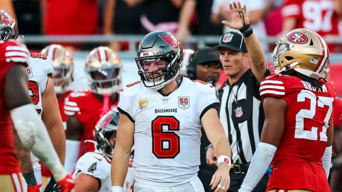 Kevin Durant Hypes Baker Mayfield After Unreal 1st Down Run While Avoiding 5 Defenders 1 Baker Mayfield against the 49ers
