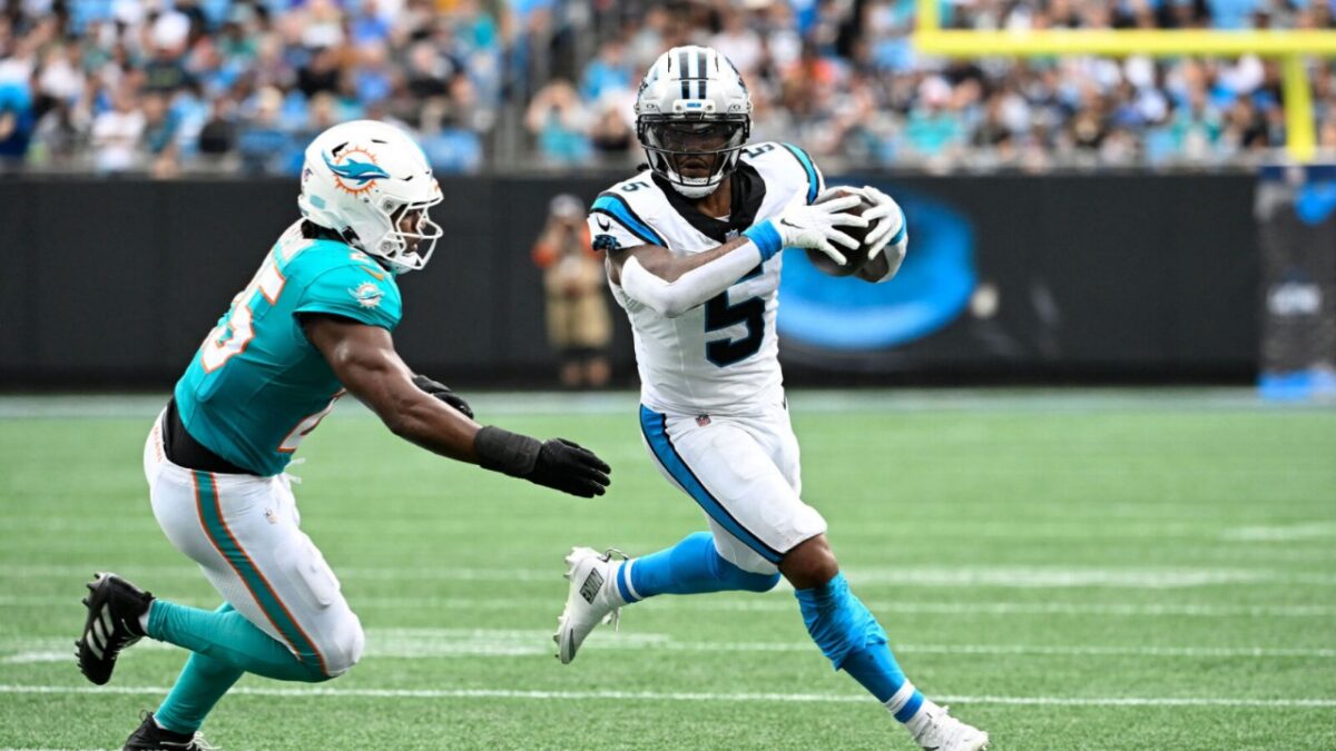 Panthers' Rico Dowdle Has a Savage 4-Word Comment After Dropping 239 Yards Against His Former Cowboys Team 1 Panthers' Rico Dowdle Has a Savage 4-Word Comment After Dropping 239 Yards Against His Former Cowboys Team