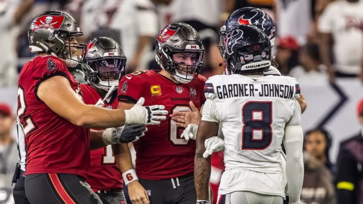 3 Examples Why Baker Mayfield's Buccaneers are Primed For A Super Bowl Run 1 Baker Mayfield arguing with CJ Gardner Johnson