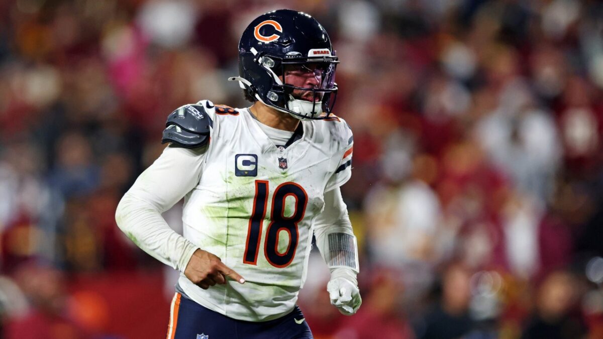 (Video) Jake Moody, Who Was Waived by 49ers, Wins It for Bears on Chicago Debut 1 Caleb Williams did not know who Jake Moody was