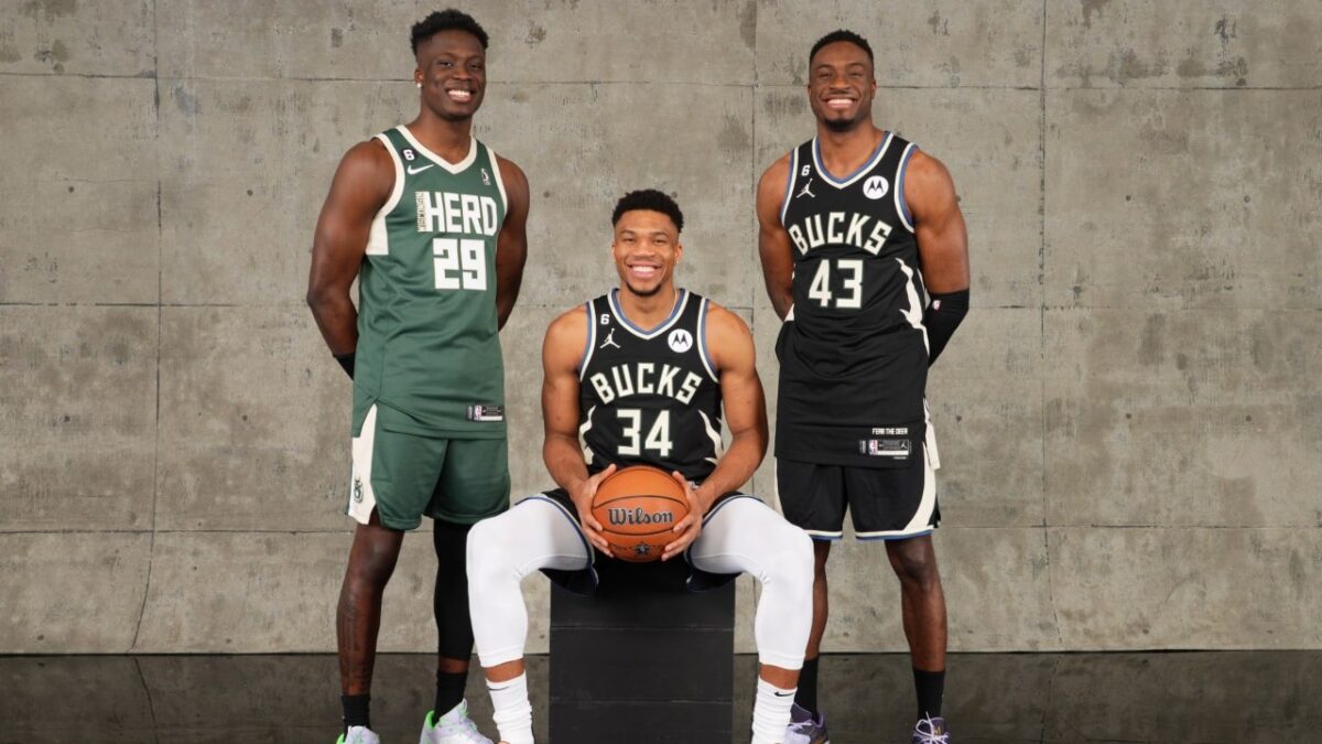 Giannis Antetokounmpo Staying With Bucks? Latest Signing Puts End to Trade Rumors 1 Alex, Giannis, and Thanasis Antetokounmpo