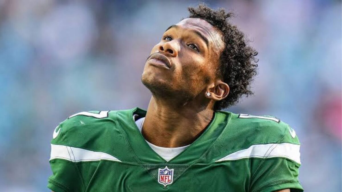 Dan Orlovsky Feels Garrett Wilson's Career Is Dying Because of Playing in This Abysmal Jets Offense 1 Garrett Wilson
