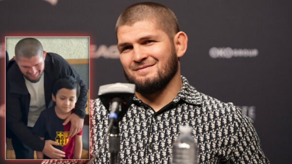 Khabib Nurmagomedov with a young fan with a Barcelona jersey