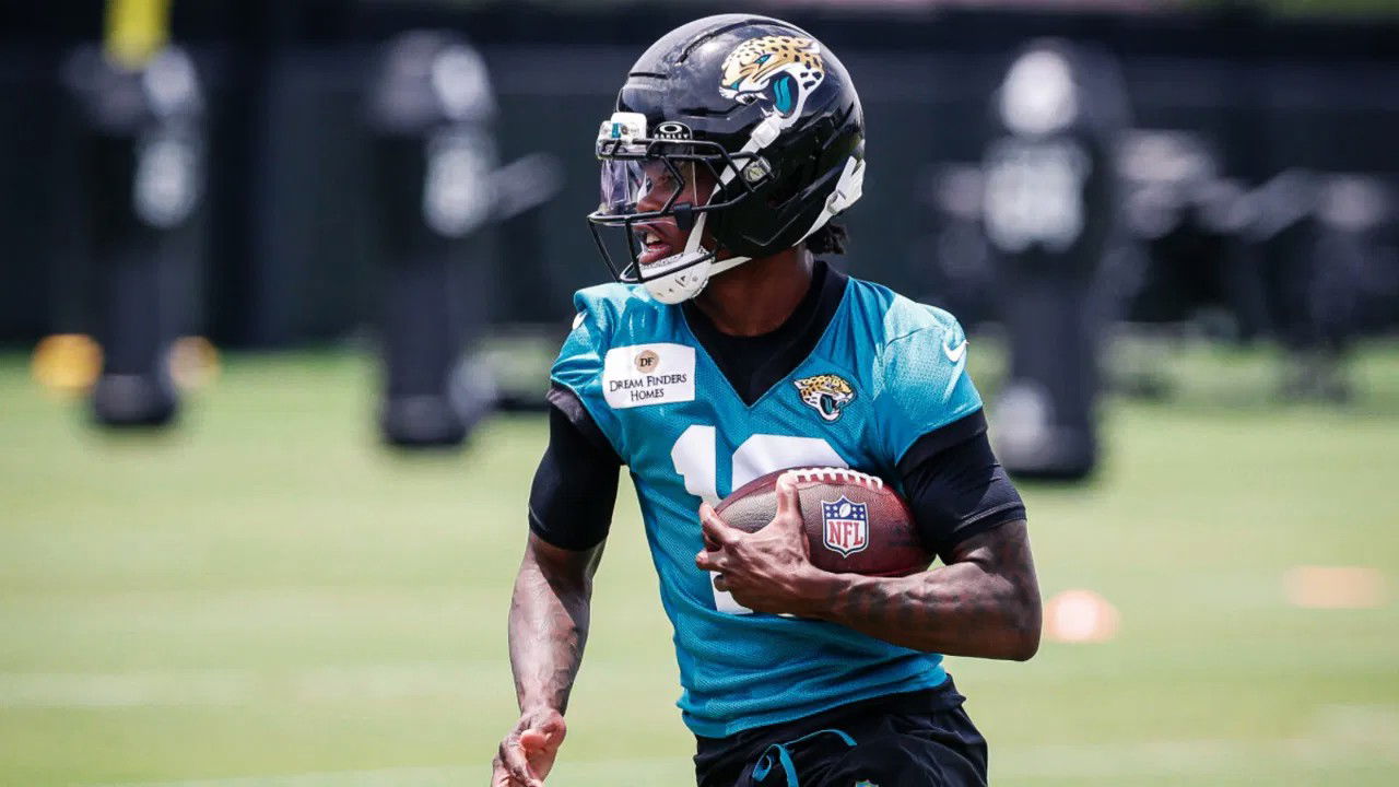 Travis Hunter Shuts Down Reporter Who Questioned Why He Got Baptized Before NFL Game