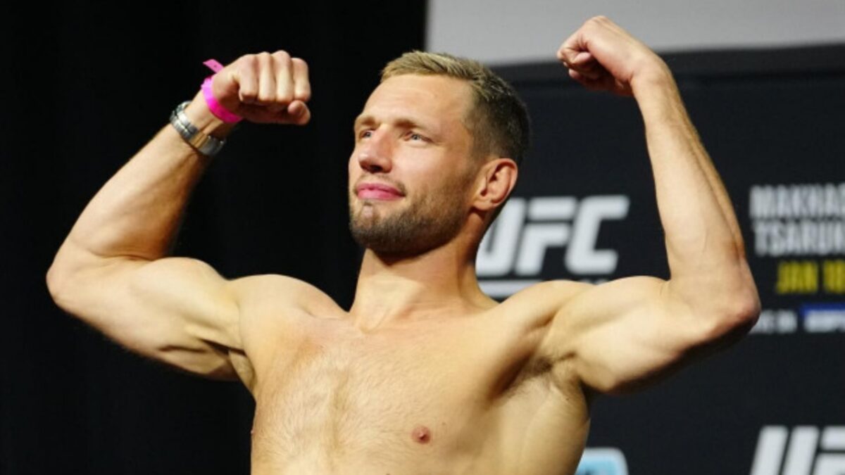 Fans Fear UFC Vancouver Event Jeopardy as Reinier de Ridder Weighs 220 Pounds Days Before Weigh-Ins 1 Reinier De Ridder