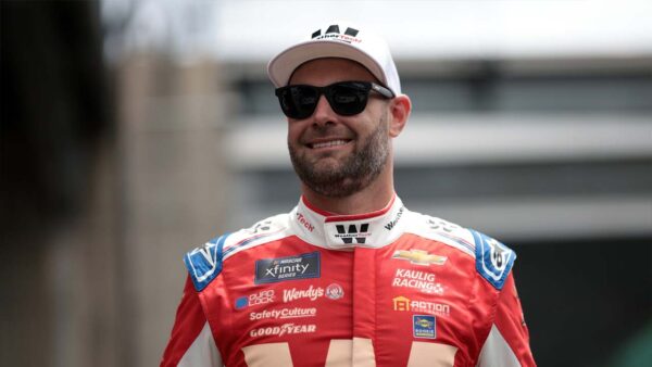 Shane van Gisbergen (via Getty)