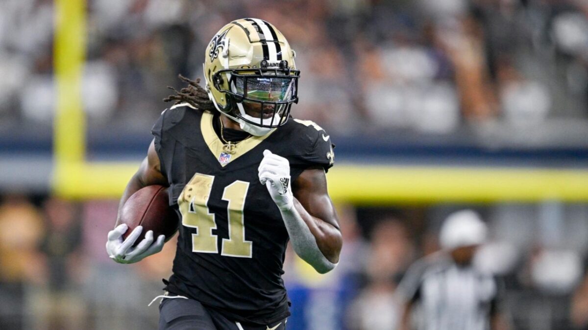 Alvin Kamara Prefers Drinking 'Pina Coladas' After Retiring Rather Than be Traded From Saints 1 Alvin Kamara could be a cap casualty next season