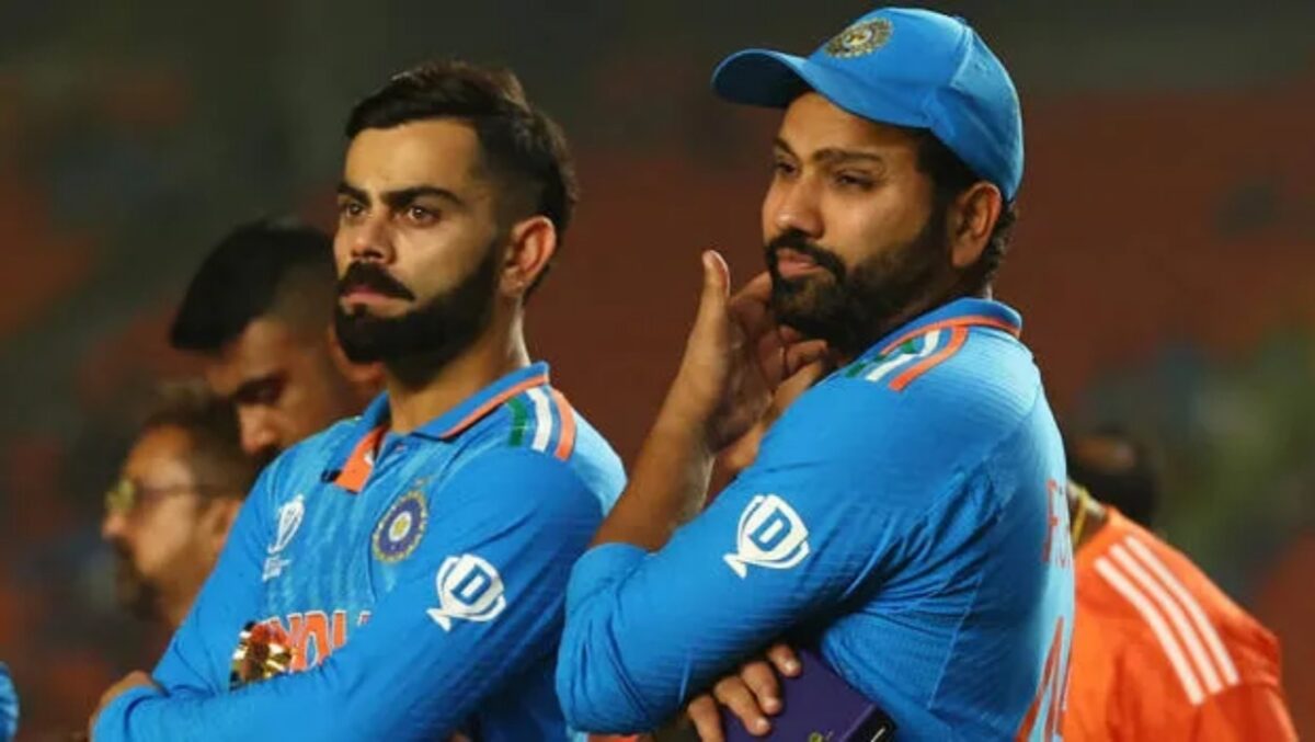 Virat Kohli, Rohit Sharma’s Flop Show in First ODI Against Australia Enrages Fans on Social Media 1 Virat Kohli and Rohit Sharma vs. Australia
