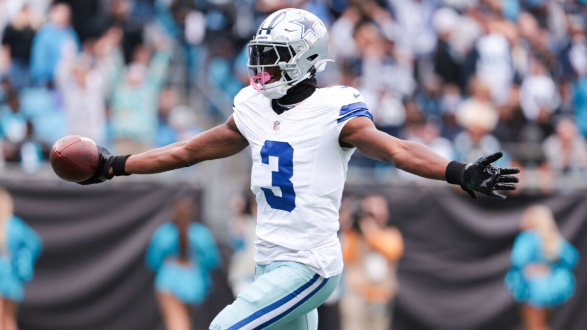 Jerry Jones Makes Dak Prescott's MVP Case After Cowboys' Dominant Win Over Commanders 1 George Pickens has been excellent for the Cowboys