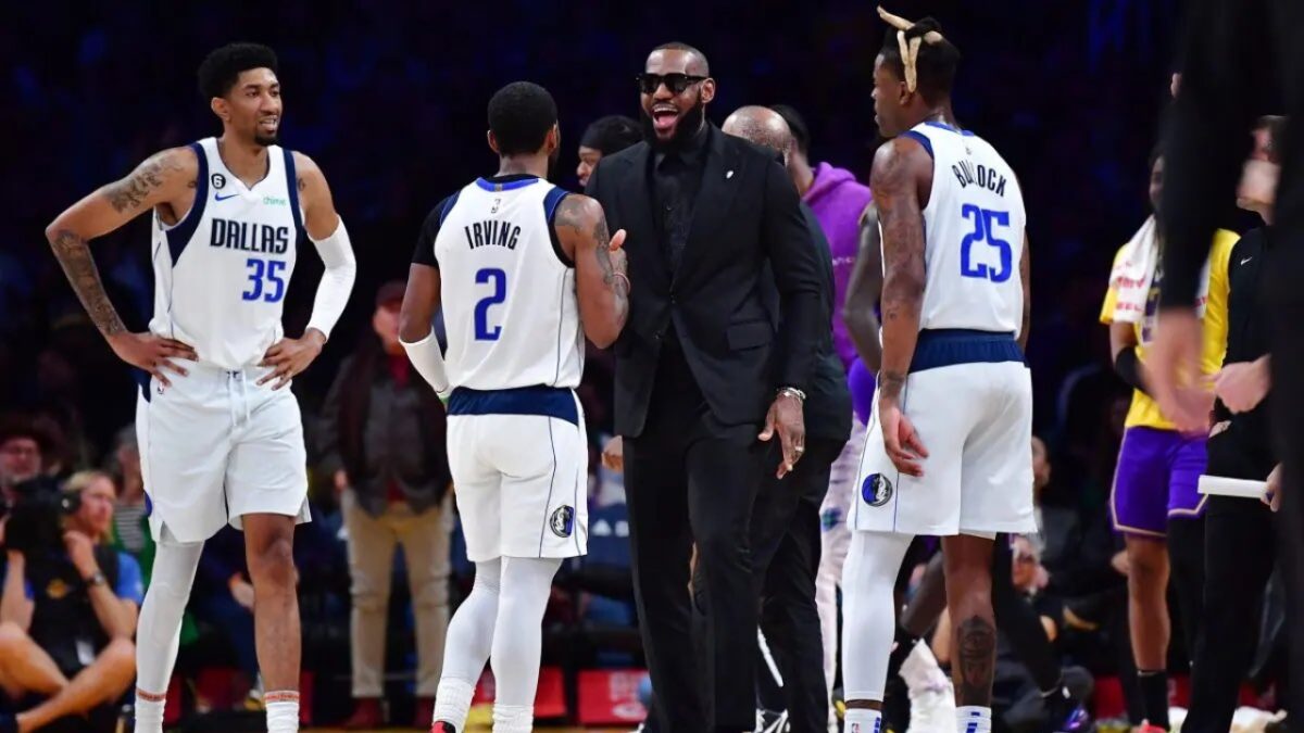 LeBron James and former Cavs teammate Kyrie Irving