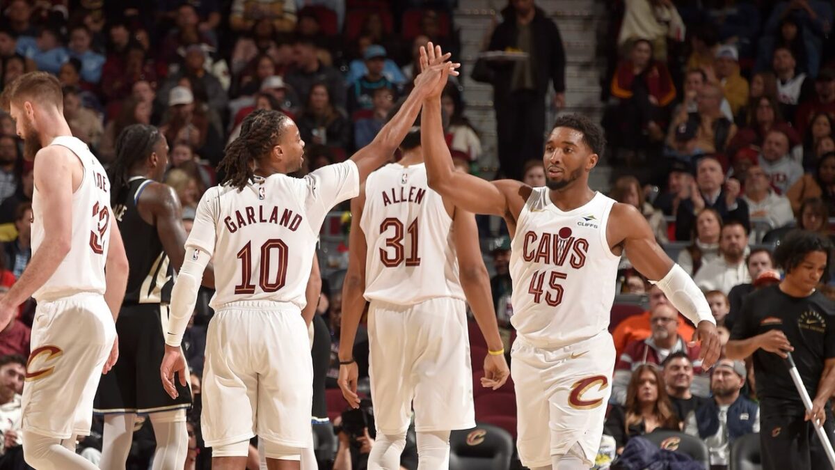 3 Preseason Favorites Including Kevin Durant's Rockets Who Can Dethrone NBA Champions OKC 2 Donovan Mitchell and his Cavaliers should aim to win it all
