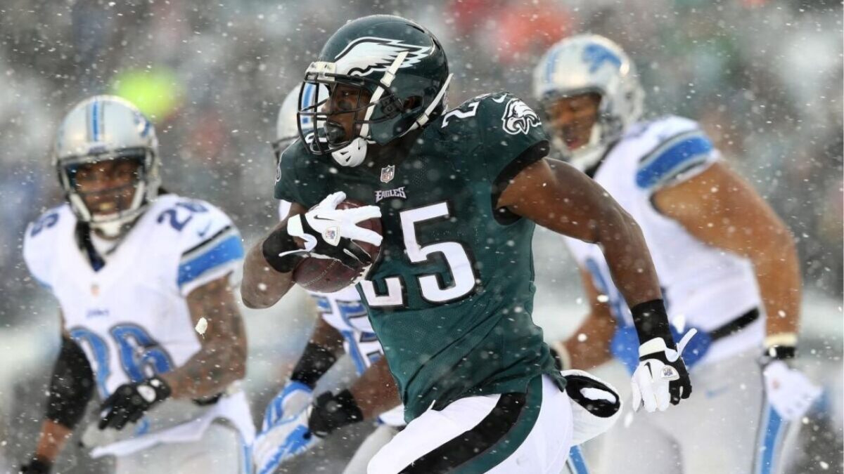 LeSean McCoy Throws Shade at Emmanuel Acho over Joy Taylor Scandal: "Lot of Action at Fox…" 1 LeSean McCoy