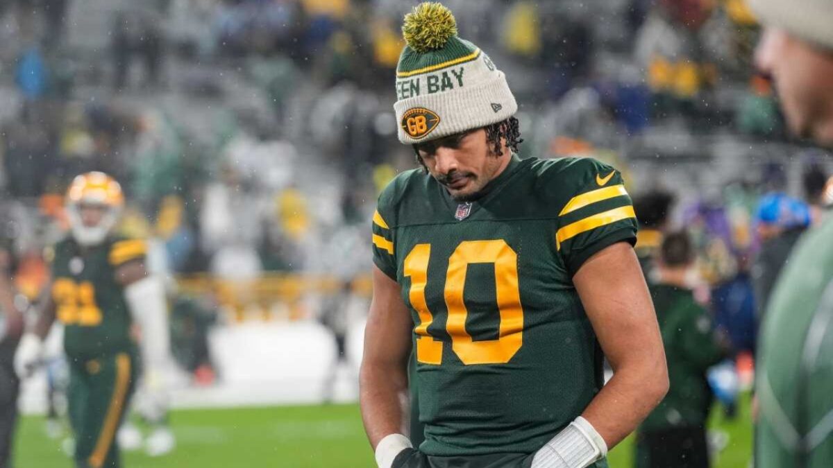 Jordan Love Ready to Step Out of Aaron Rodgers’ Shadow in First Meeting 1 Jordan Love Ready to Step Out of Aaron Rodgers’ Shadow in First Meeting