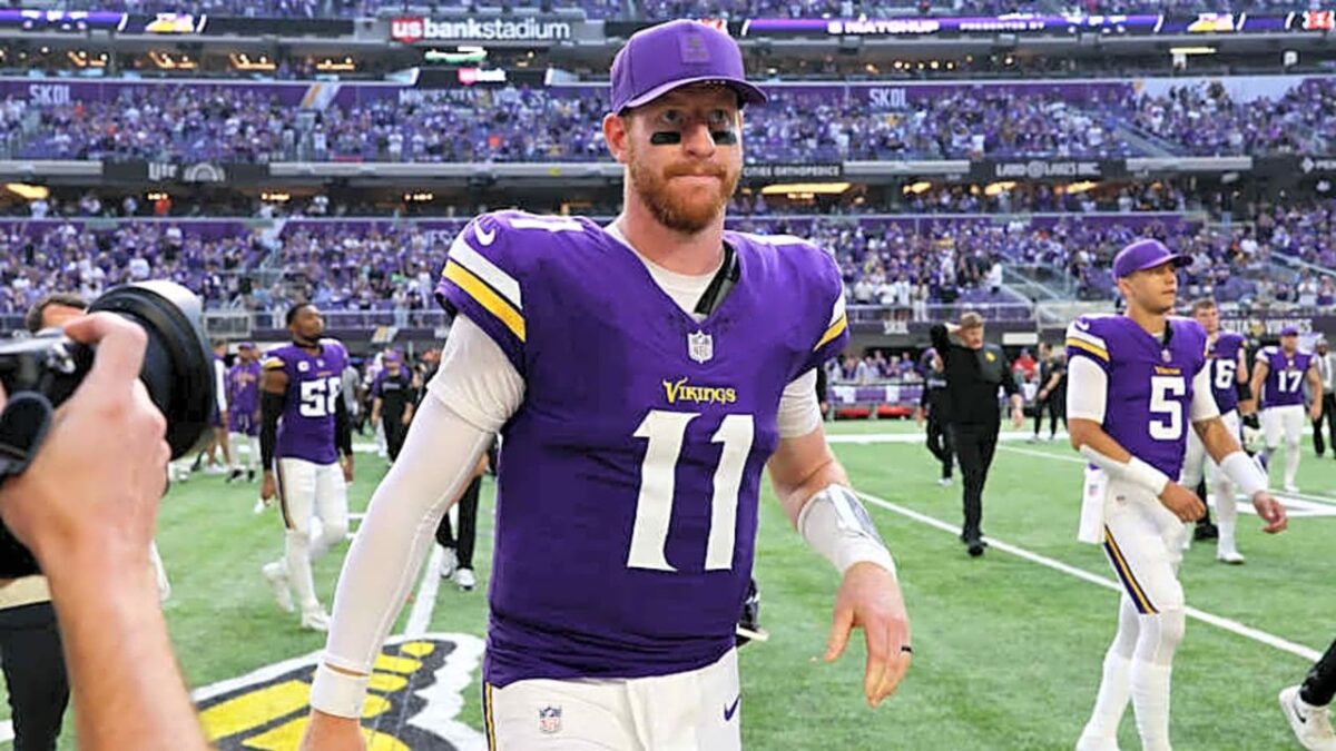 Carson Wentz's Extremely Poor Outing Against Chargers Has Vikings Fans Concerned About Their Near Future 1 Carson Wentz's Extremely Poor Outing Against Chargers Has Vikings Fans Concerned About Their Near Future