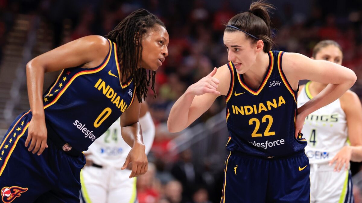 Kelsey Mitchell and Caitlin Clark