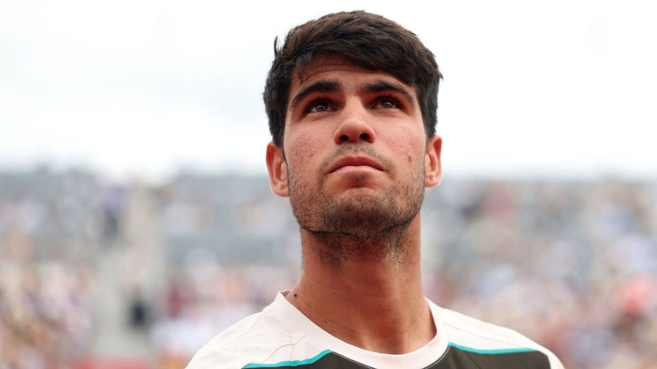 Carlos Alcaraz Claims “Other Players are Better” Than Him on Indoor Hardcourts Ahead of Paris Masters
