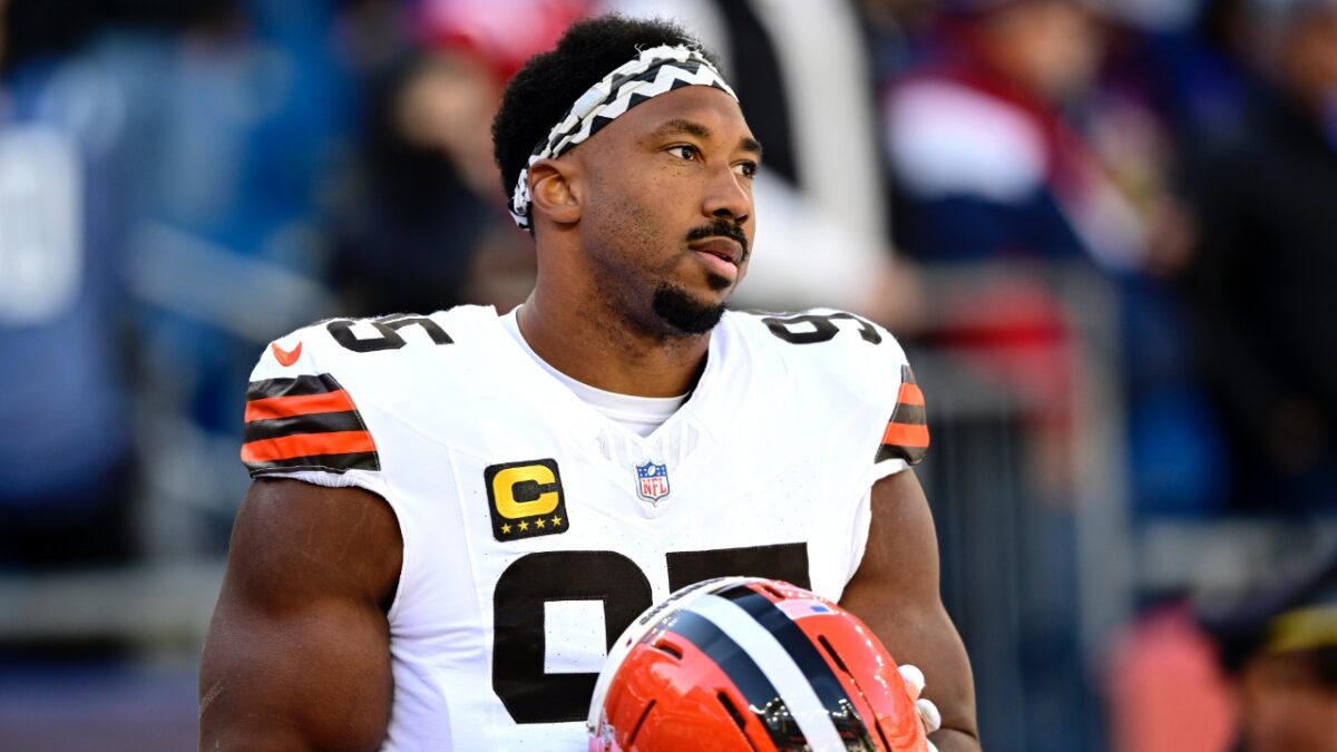 Shedeur Sanders Won't Start for Browns Yet Despite Myles Garrett's Explosive Sideline Rant 1 Myles Garrett just wants to win games