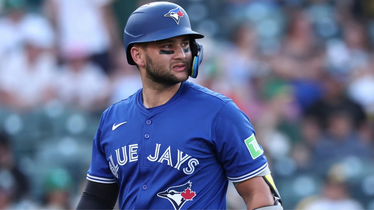 “Should Fight An Umpire For This” – MLB Fans Erupt Over Horrible Bo Bichette Call During Jays vs. Dodgers Game 3