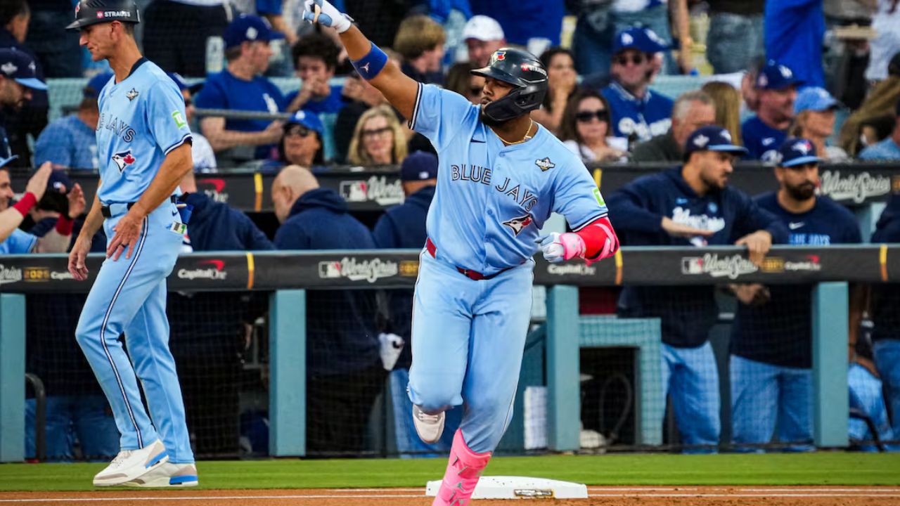 Dodgers Losing Game 5 Against Blue Jays Sparks FURIOUS Reactions from Fans: “Disband This Entire Team”