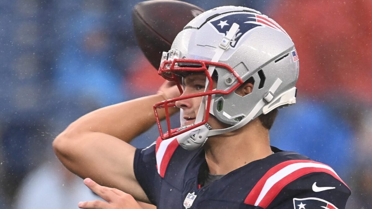 Falcons DC Jeff Ulbrich Sees Josh Allen in Drake Maye: "He's Better Than I Wanted Him to Be" 1 Falcons DC Jeff Ulbrich Sees Josh Allen in Drake Maye: "He's Better Than I Wanted Him to Be"