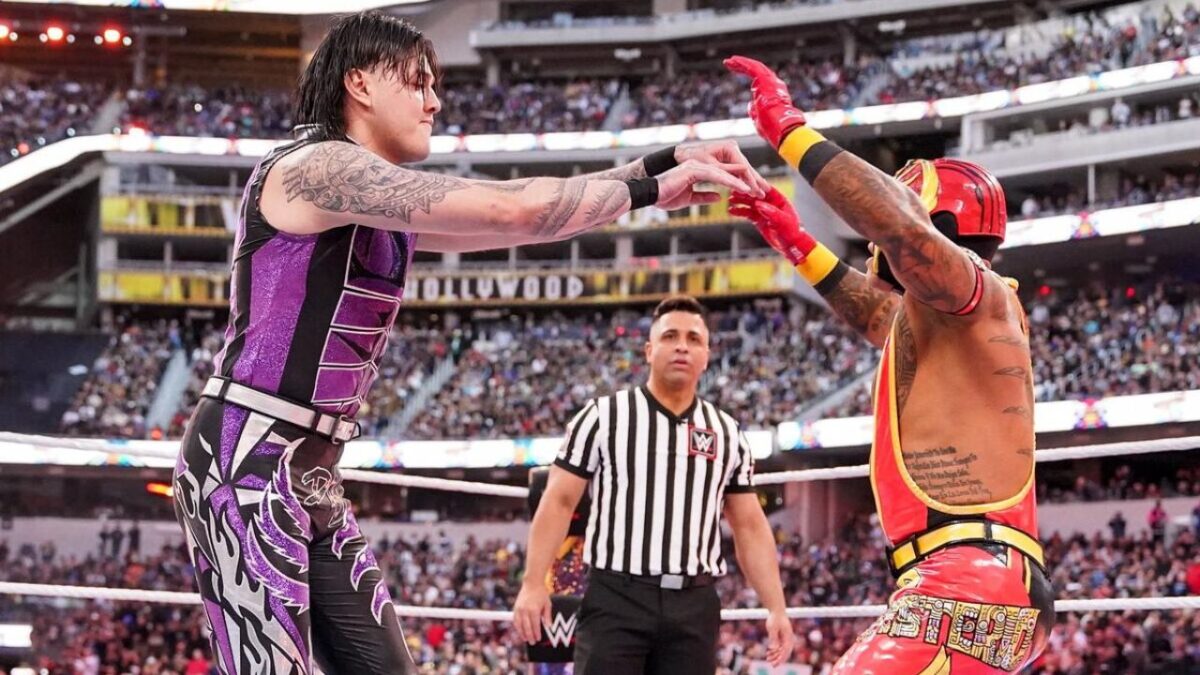 Rey Mysterio Humbles Outspoken Dominik Mysterio in Surprise Return to Raw 1 Dominik and Rey Mysterio at WrestleMania 39