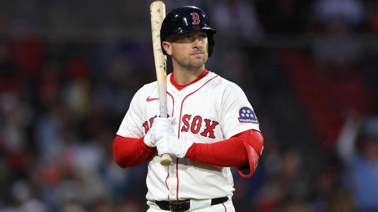 Fans Troll Red Sox as Alex Bregman Opts out of $120 Million Deal After Just One Year: “No One Wants to Play for Boston”