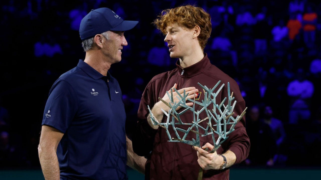 Jannik Sinner Reveals Why He Swore at Coach Darren Cahill During Paris Masters: “Sometimes I Am Not Easy”