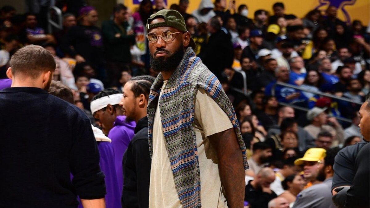 LeBron James still awaiting his return from injury