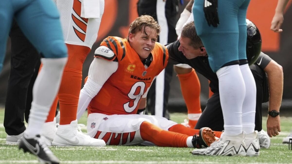 Joe Burrow suffered a Grade 3 turf toe injury back in September