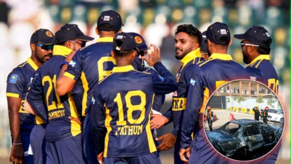 Sri Lanka players leave Pakistan