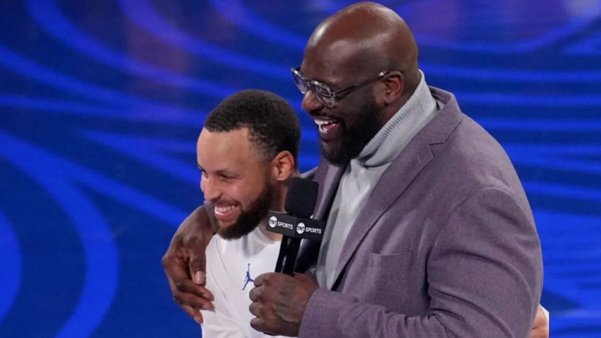 Stephen Curry Ending Under Armour Partnership To Enter Sneaker Free Agency Sparks Frenzy - "Wants To Be Like Jordan" 1 Stephen Curry and Shaquille O'Neal