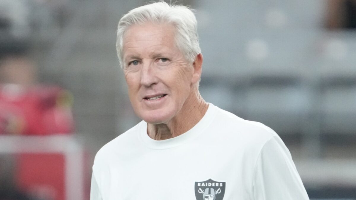 Matthew Stafford’s Wife Gets Candid About Geno Smith Taunting Fans Who Called Him A "Bust" 1 Matthew Stafford’s Wife Gets Candid About Geno Smith Taunting Fans Who Called Him A "Bust"